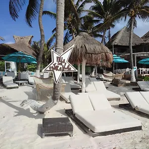 Estrellas - Located At The Party Zone 4*, Tulum Meksyk